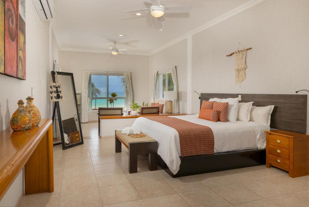 Villa Sol y Luna Ocean Front with Private Pool - 5