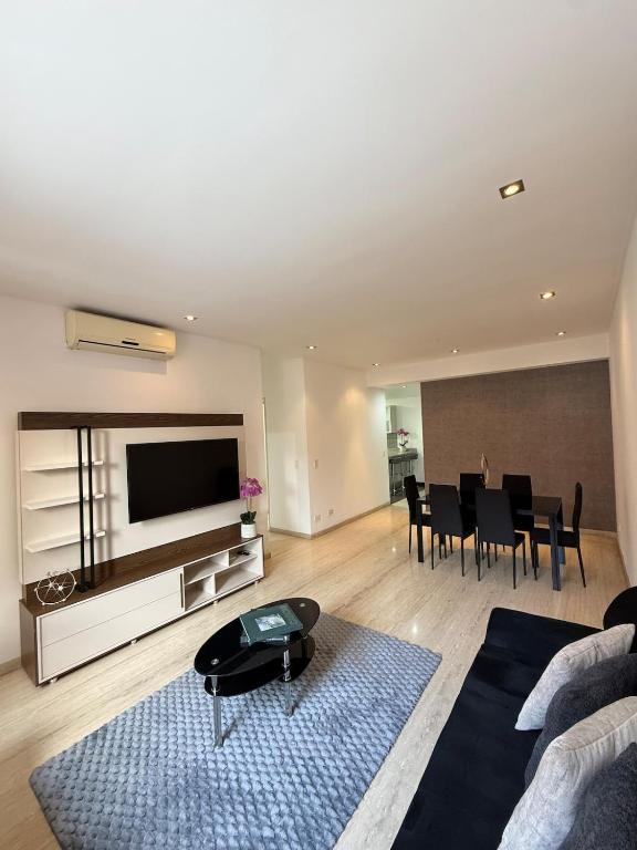 Elegant & Luxurious Apartment in Central Chacao, Caracas