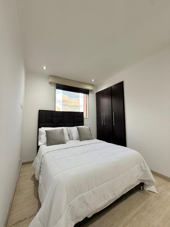 Elegant & Luxurious Apartment in Central Chacao - 5