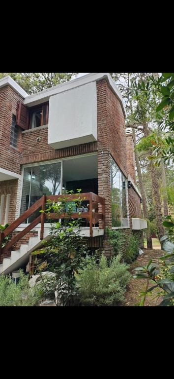 Casa Alta Con Piscina en el Bosque de Carilo - 4