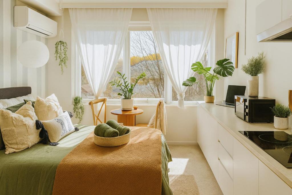 Stylish Studio at heart of St Kilda, Melbourne