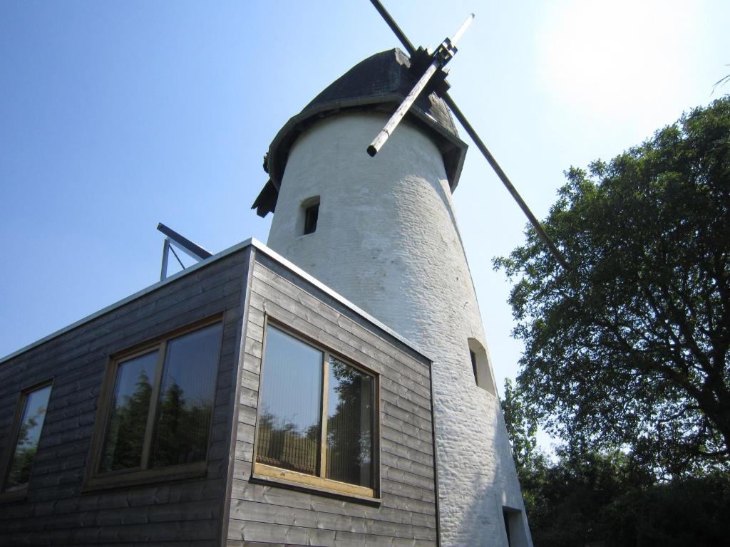 Windmill in Horebeke with Panoramic Views, Sint-Kornelis-Horebeke
