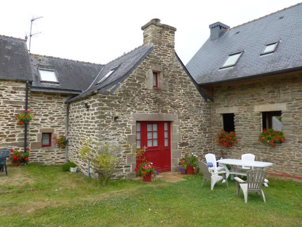 GITE DE CARACTERE, Lopérec