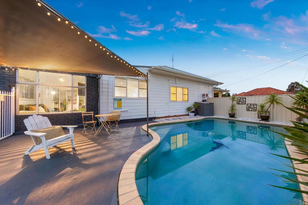 Vino Poolhouse, Cessnock