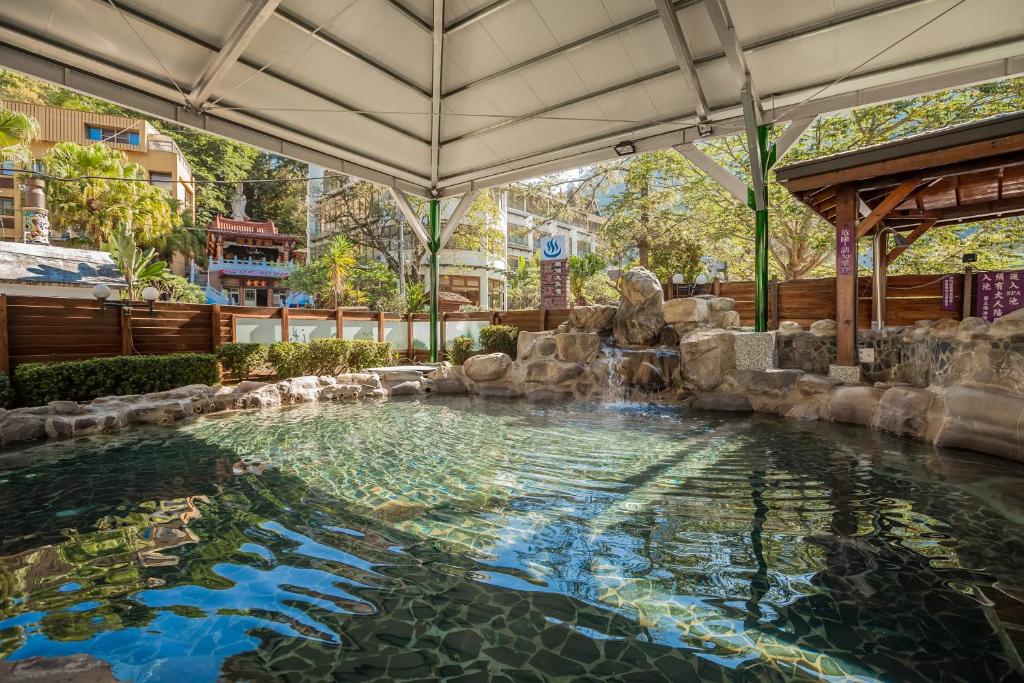 Ming Zhi Hot Spring Hotel Building A