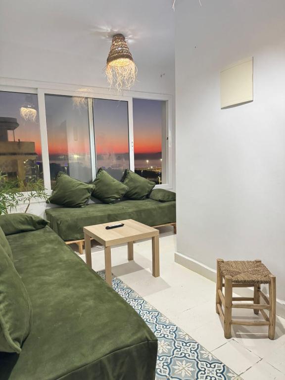 App 3 min from the ferry passenger terminal Tanger Med, El Haouma