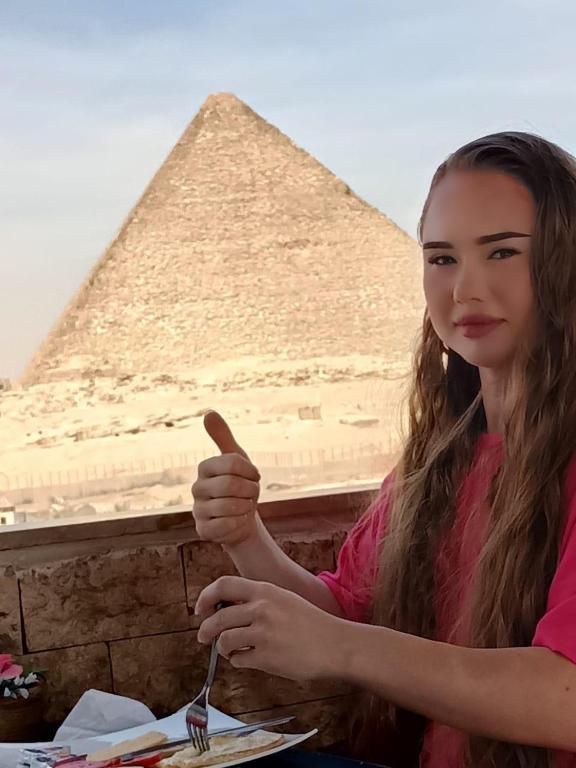 Osiris pyramids, Káhira