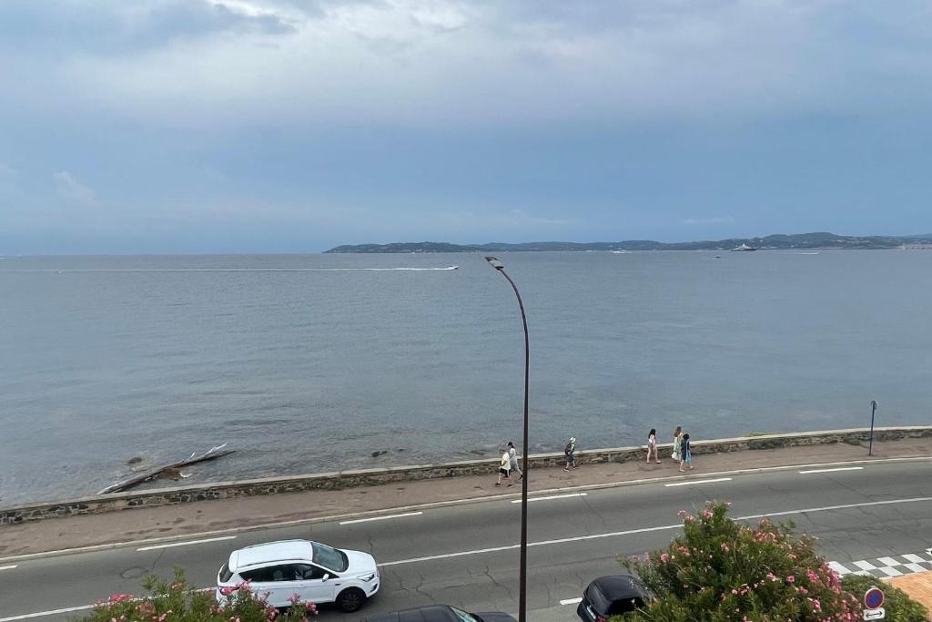 Stunning sea view and comfort close to the beach - 1
