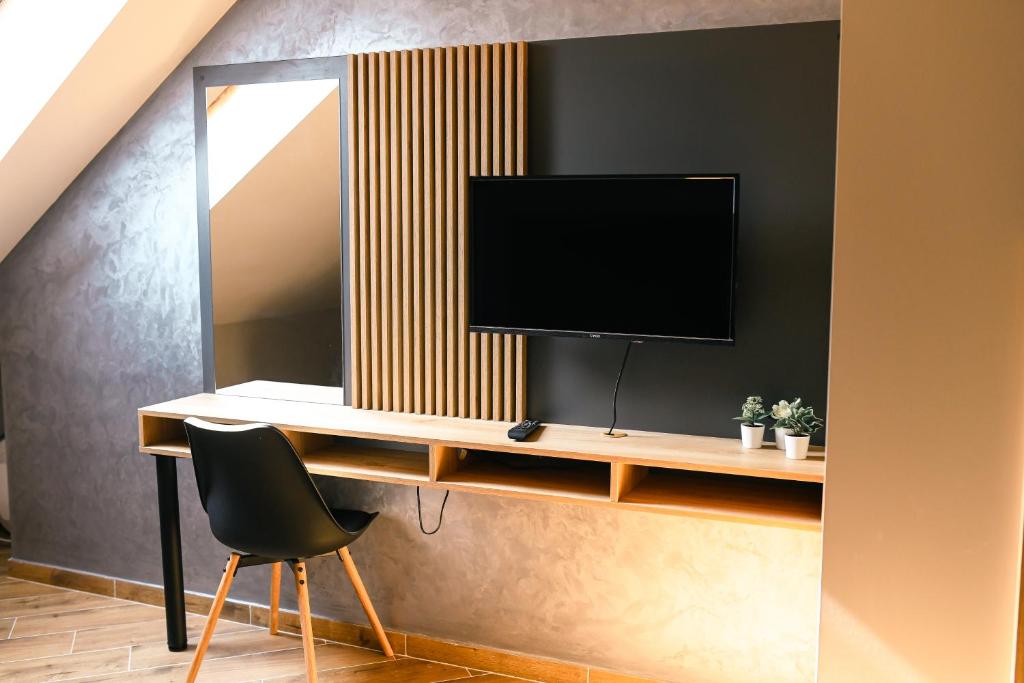 Hidden Gem, Novi Sad