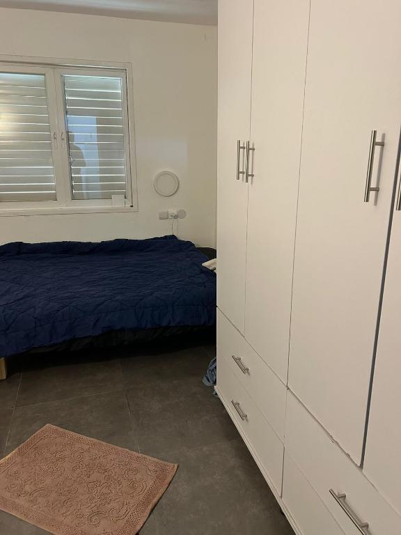 חדר בפתח תקווה - dannys place, Petaẖ Tiqwa