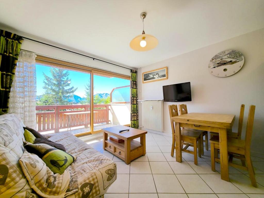 Grand T2 lumineux avec parking - 4 personnes - 4