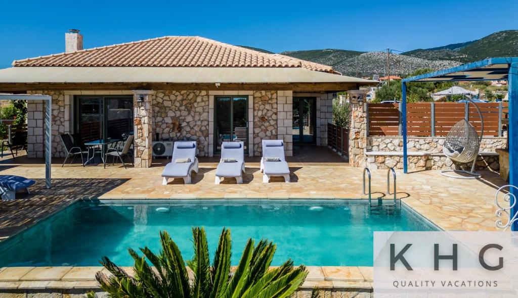 Leo's Red stone & White stone made villas, 2 villas with private pool in Karavados village, Karavadhos