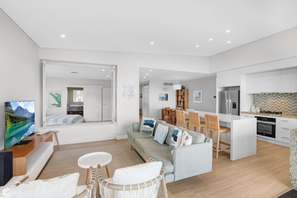 Waves 15, Point Lookout