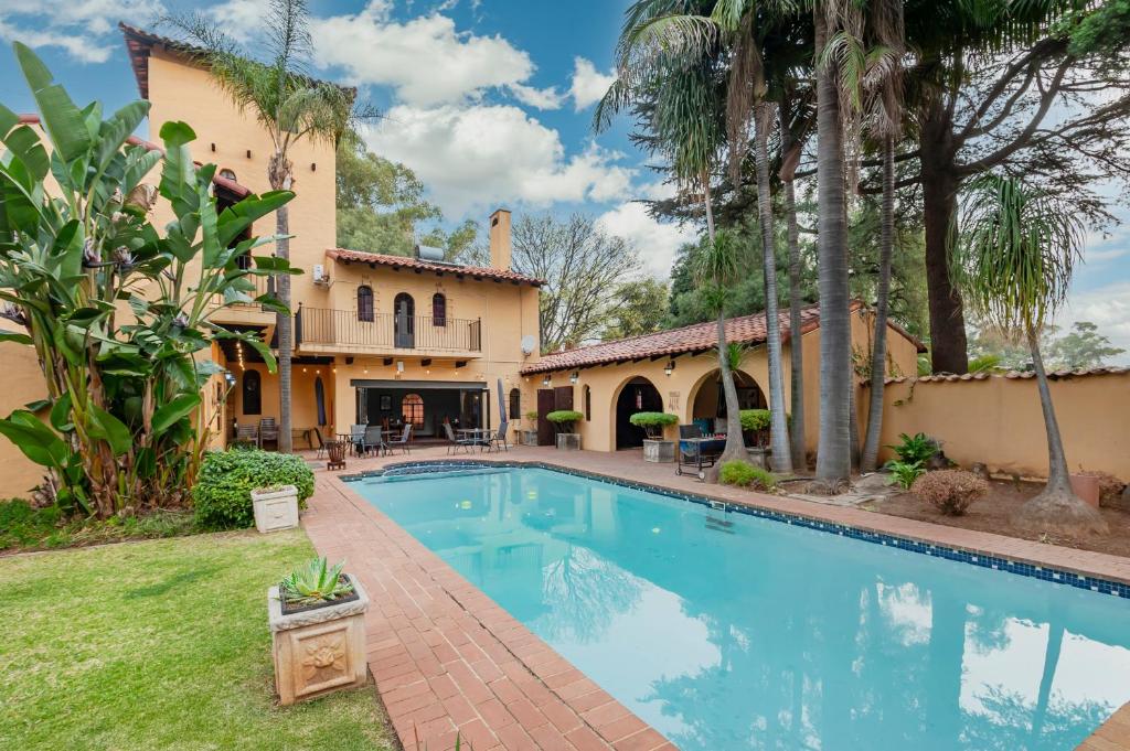 スイミングプール