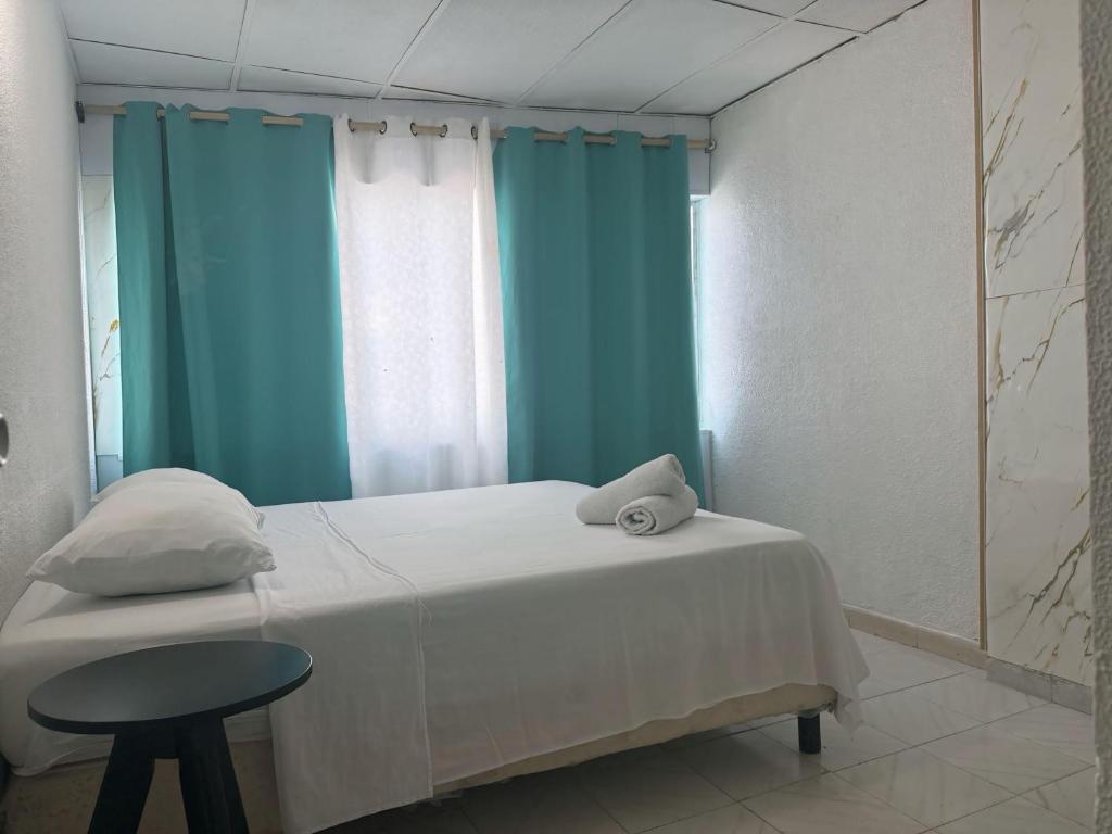 Aparta Hotel Fama - 5