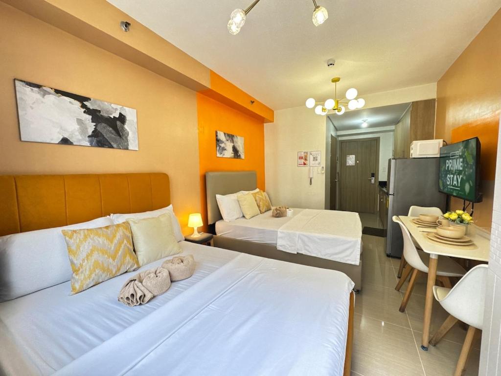Bright & Cozy RM 1145 Condo at Shore 2 Residences by Prime Stay MOA, Manila