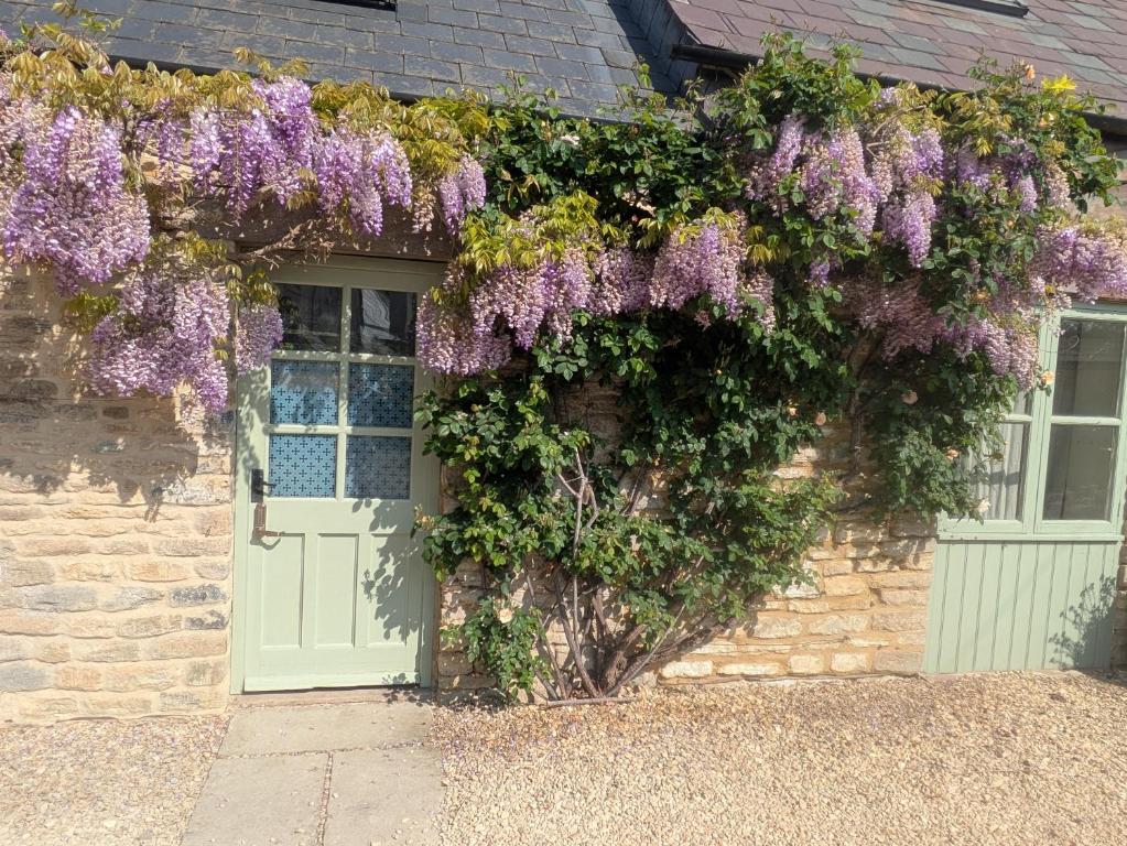 South Cotswolds cottage, Great Somerford