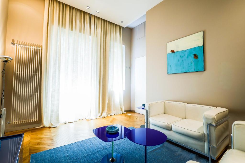 Exclusuite Design Apartment - 3