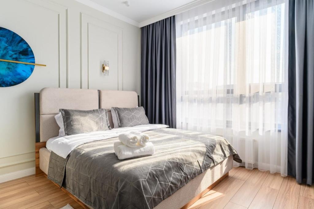 Amir пик победы, Almaty