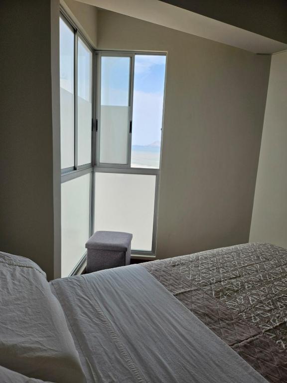 Departamento con espectacular vista al mar - 1