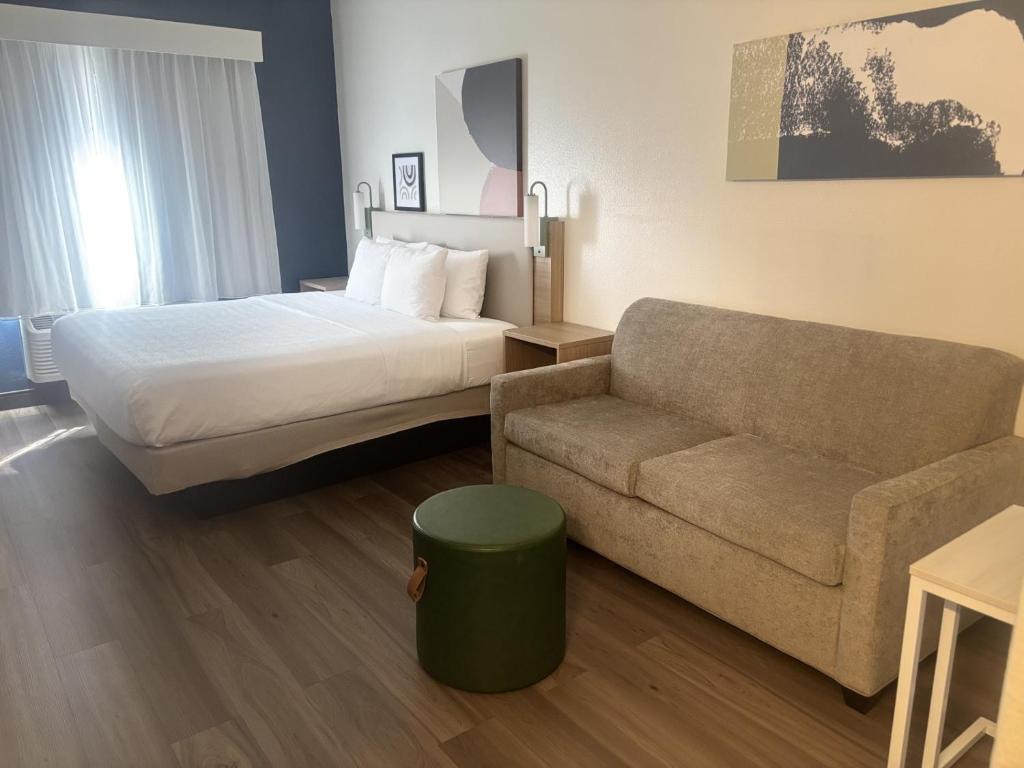 Spark by Hilton Lakewood Denver Southwest, Lakewood