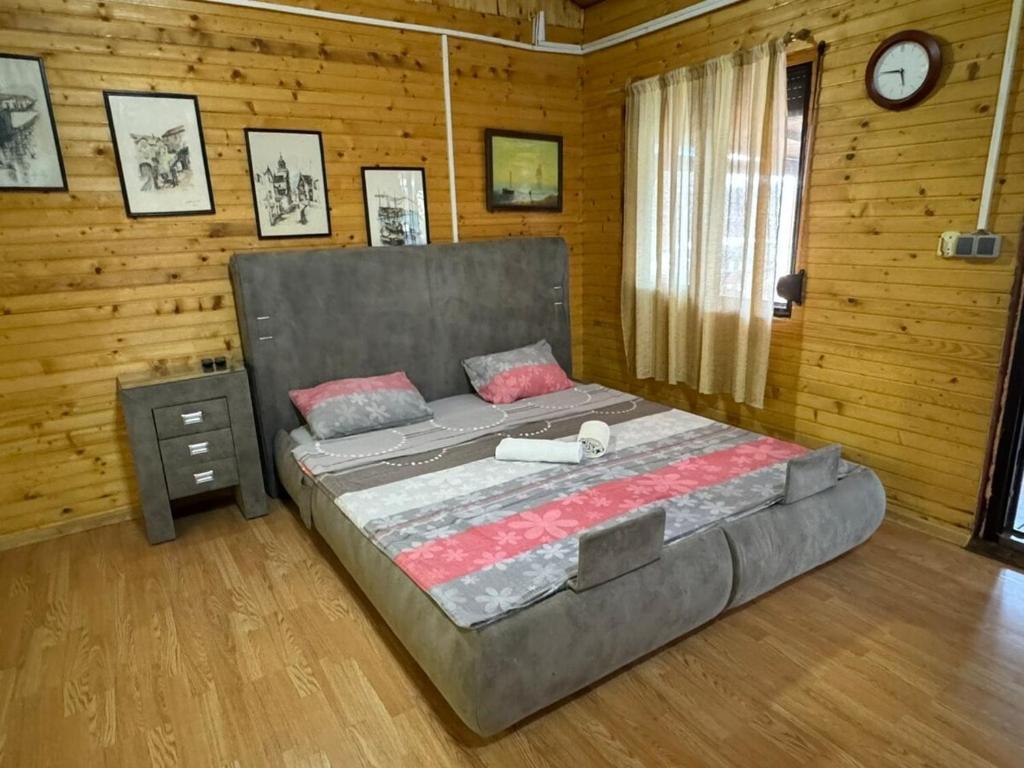 Sojenica Asije - 5