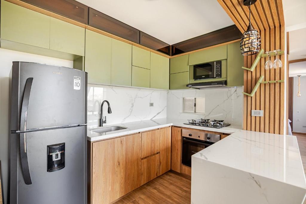 Queen bed Luxury apartment in the north with city view - 3