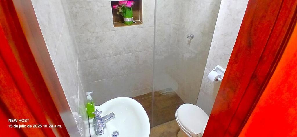 COMODO APARTAMENTO WIFI-COWORK CERCA a ZONA TURISTICA DE MEDELLIN - 4