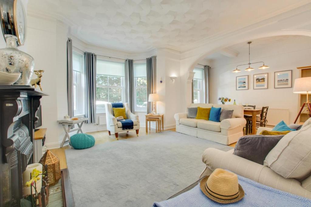 Secret Sands, Overstrand