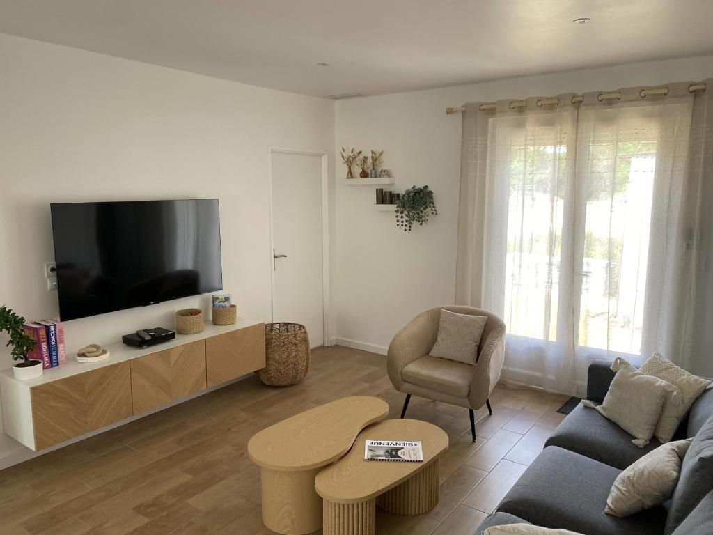 Aim Scope, Jaunay-Clan