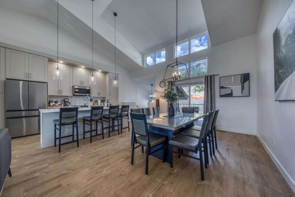 The Residences at Fairmont Ridge