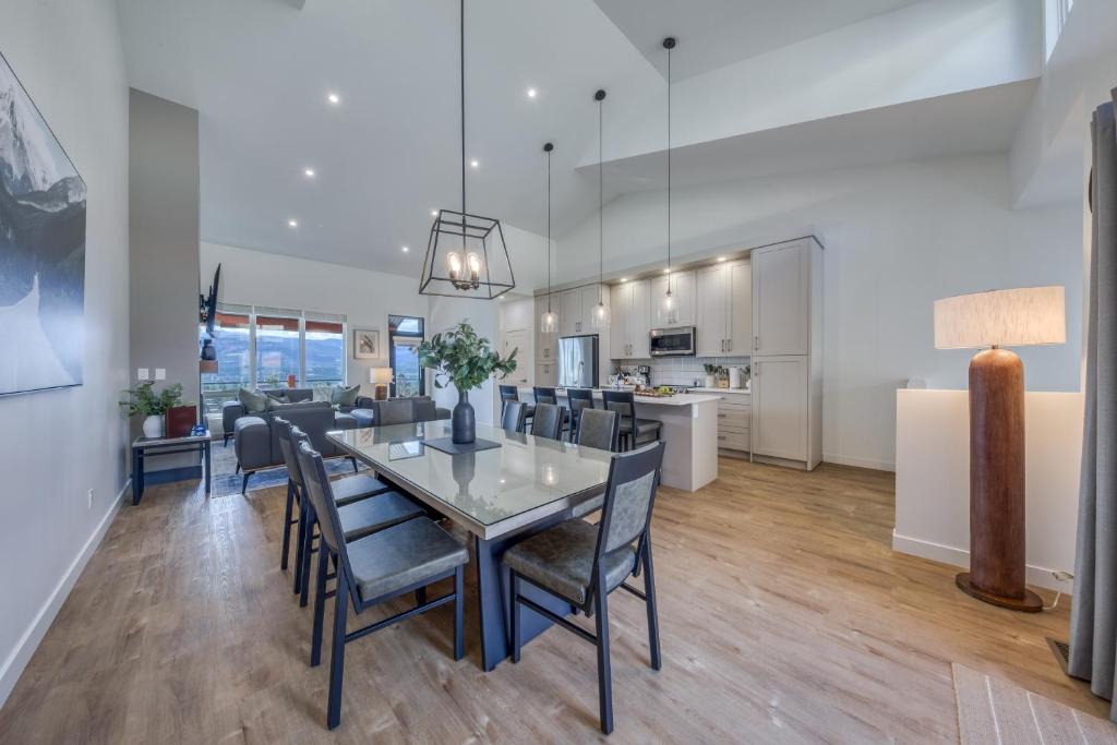 The Residences at Fairmont Ridge