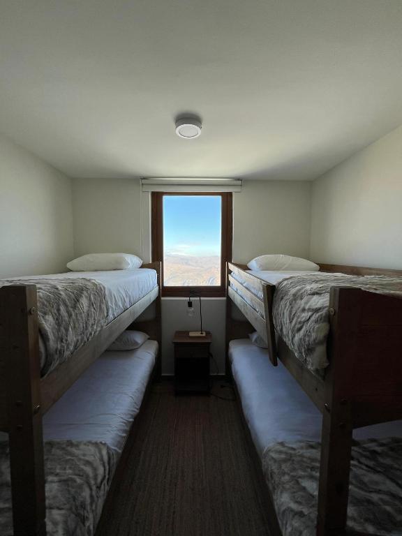 Departamentos ALOJAMIENTO OFICIAL GRAN PARADOR ski in - out, Centro de Ski El Colorado, Farellones - Único con descuentos en servicios del Centro de Ski - 4