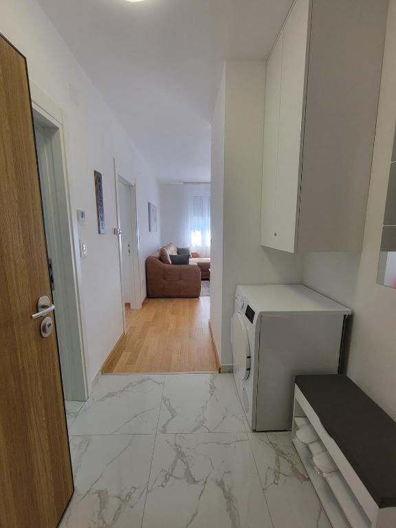 Park residence Apartman 2, Mirijevo, Serbia - 4