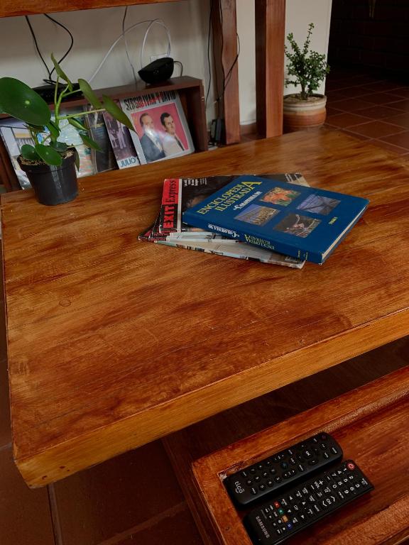 El Solar Hostel - Comuna 13, graffitour - 3