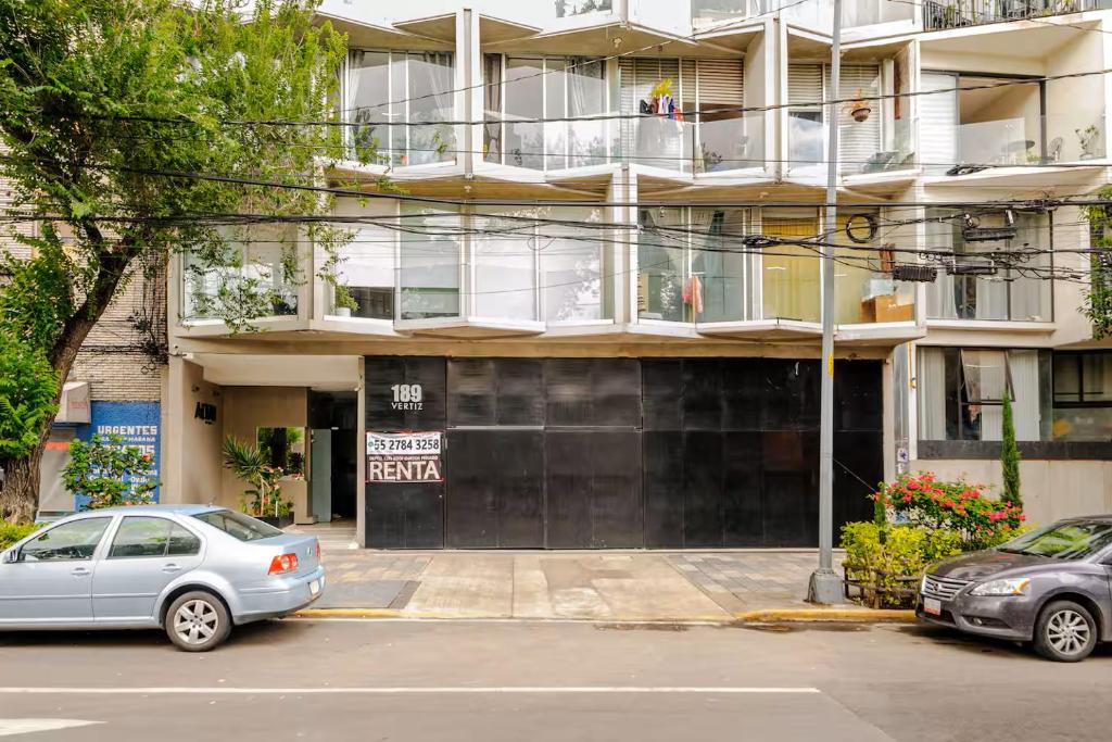 Hermoso departamento muy céntrico con servicios - 2