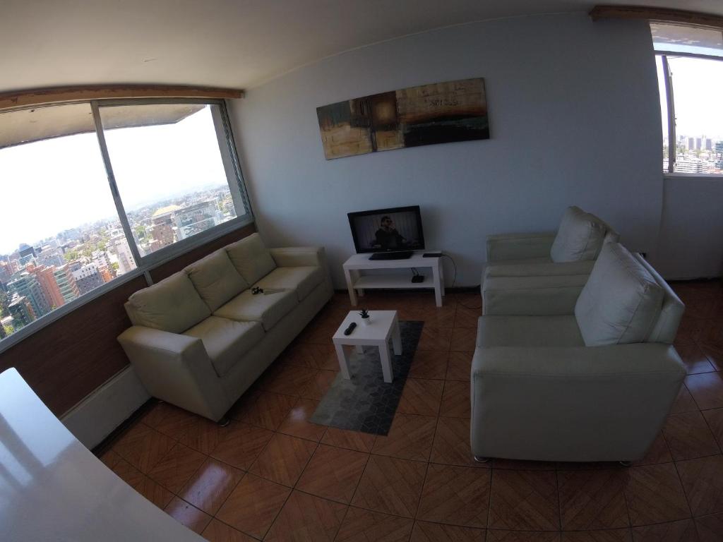 Habitación privada con cama matrimonial en departamento compartido - Providencia - 5