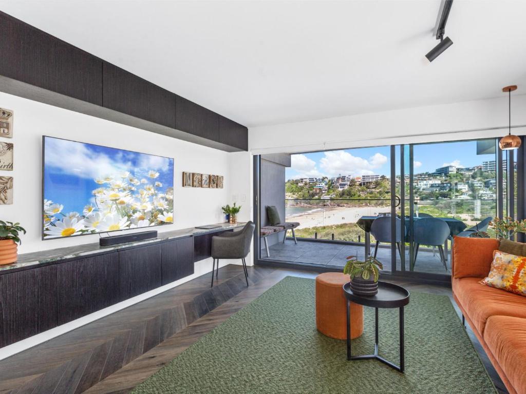 Salt and Stone, Freshwater