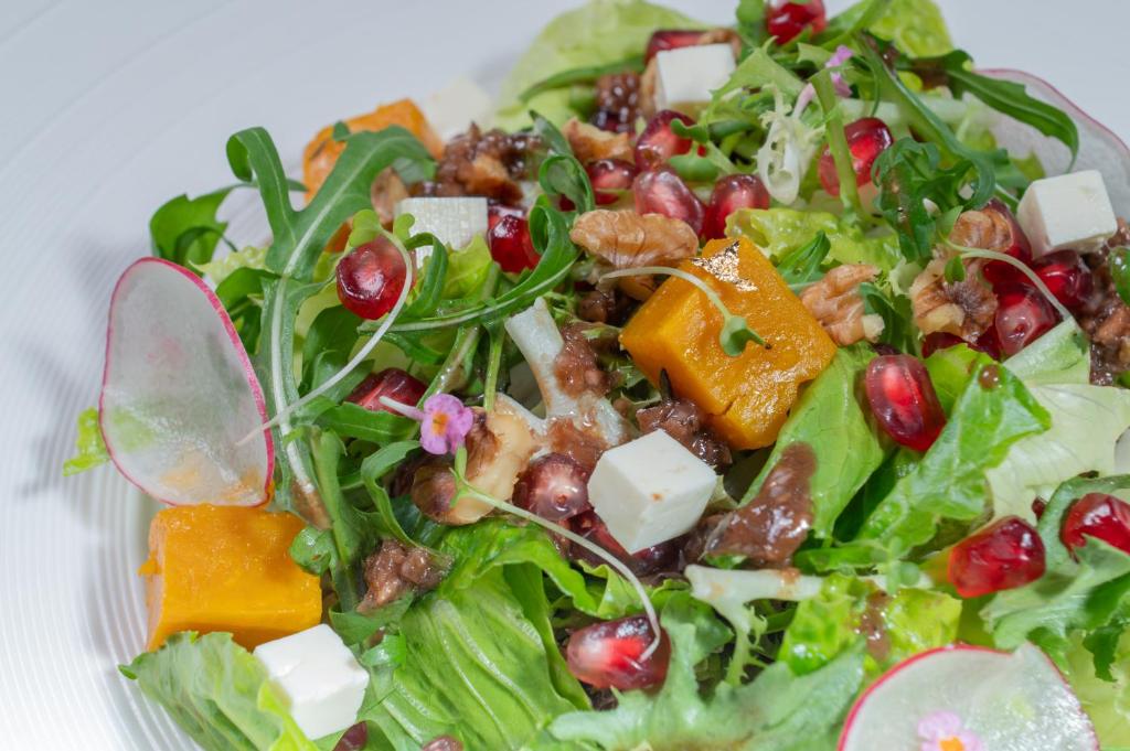 อาหารและเครื่องดื่ม