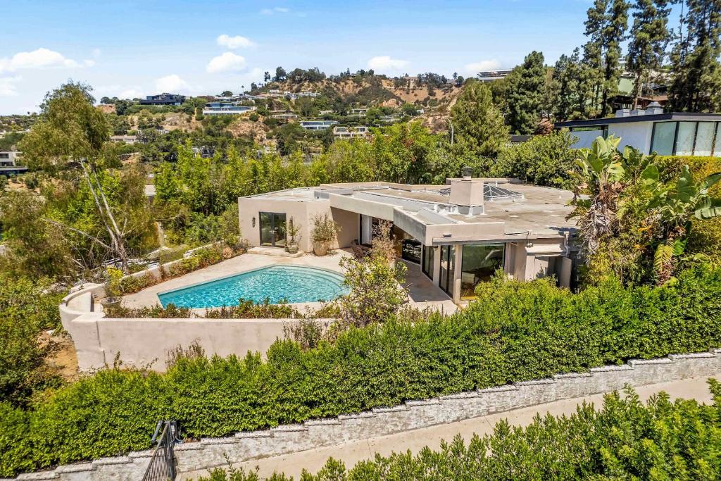 Allura Hollywood Hills LAs Most Incredible Views, Los Angeles