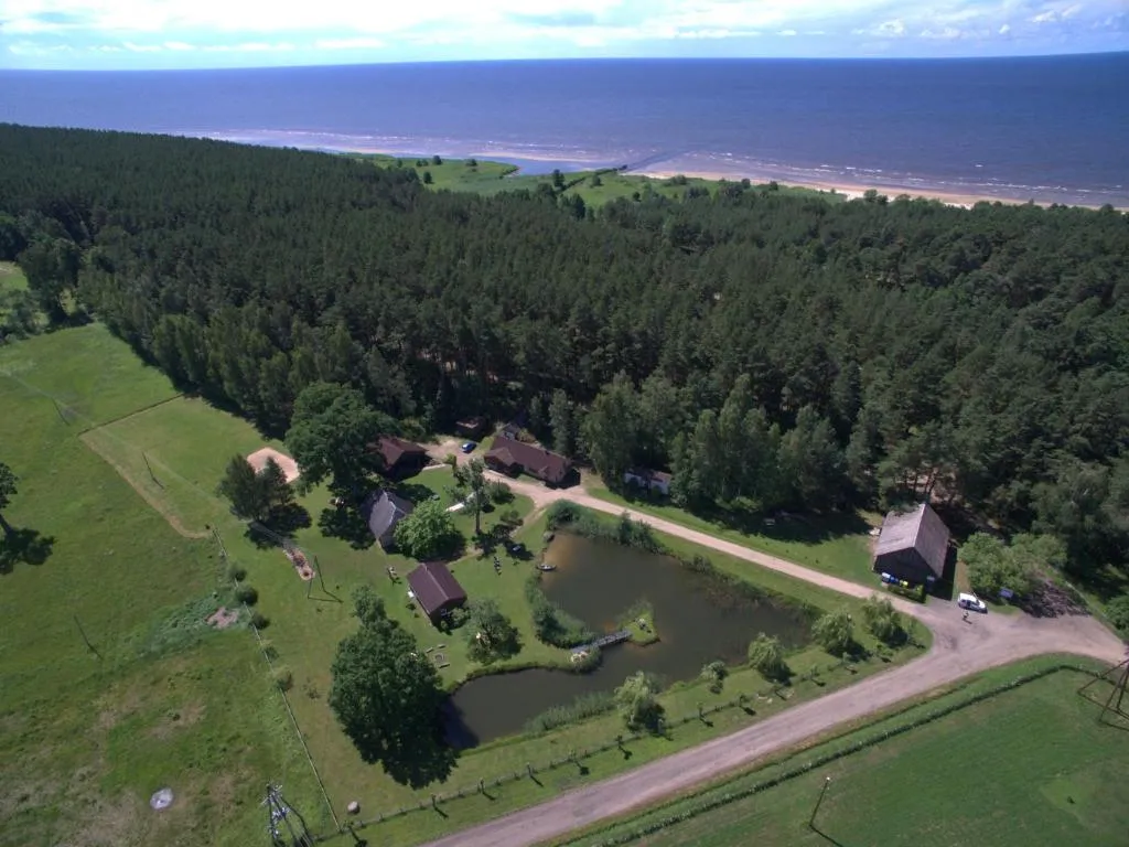 Vējavas, Hotel in Svētciems