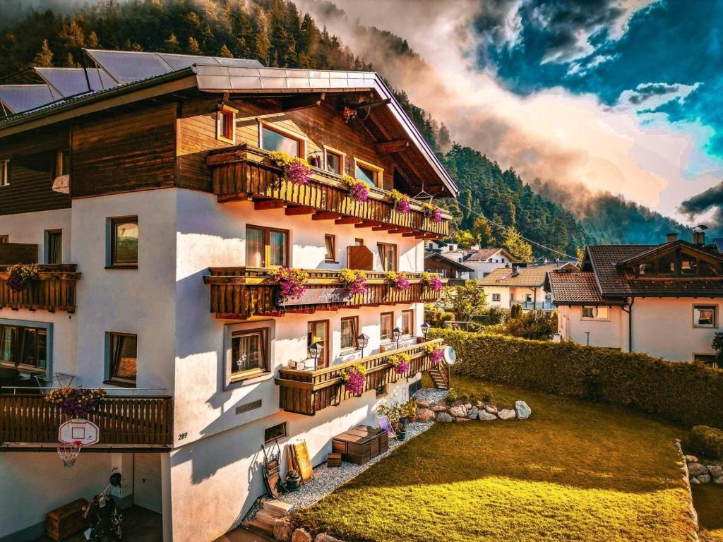 Apart Antonius, Pfunds