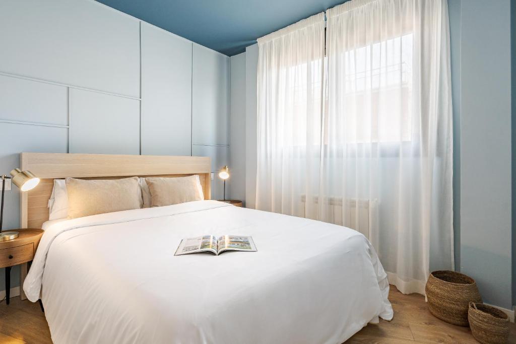 Color Apartments by Olala Homes - 3