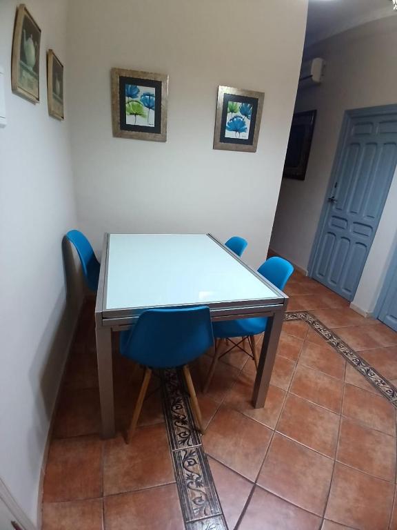 Budget and lovely rooms Macarena B - 4