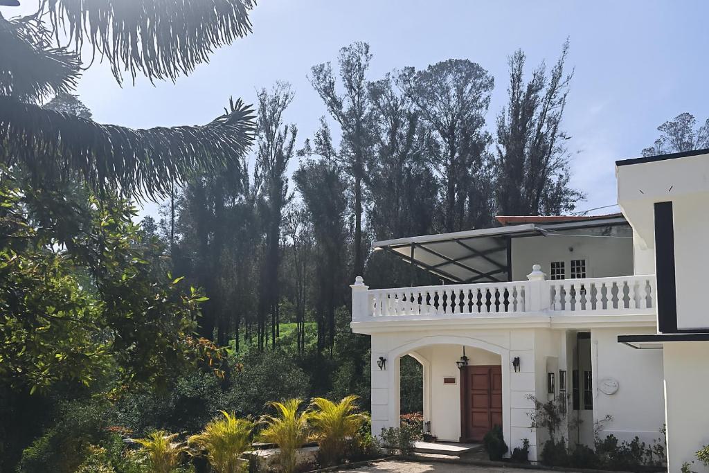 Pear Tree Luxe Entire 3BHK Villa - Only For Family, Kotagiri