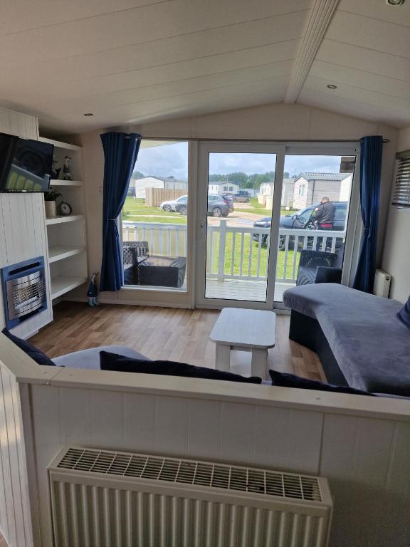 Acer Leaf - 2 bedrooms sleeps 6, Camber
