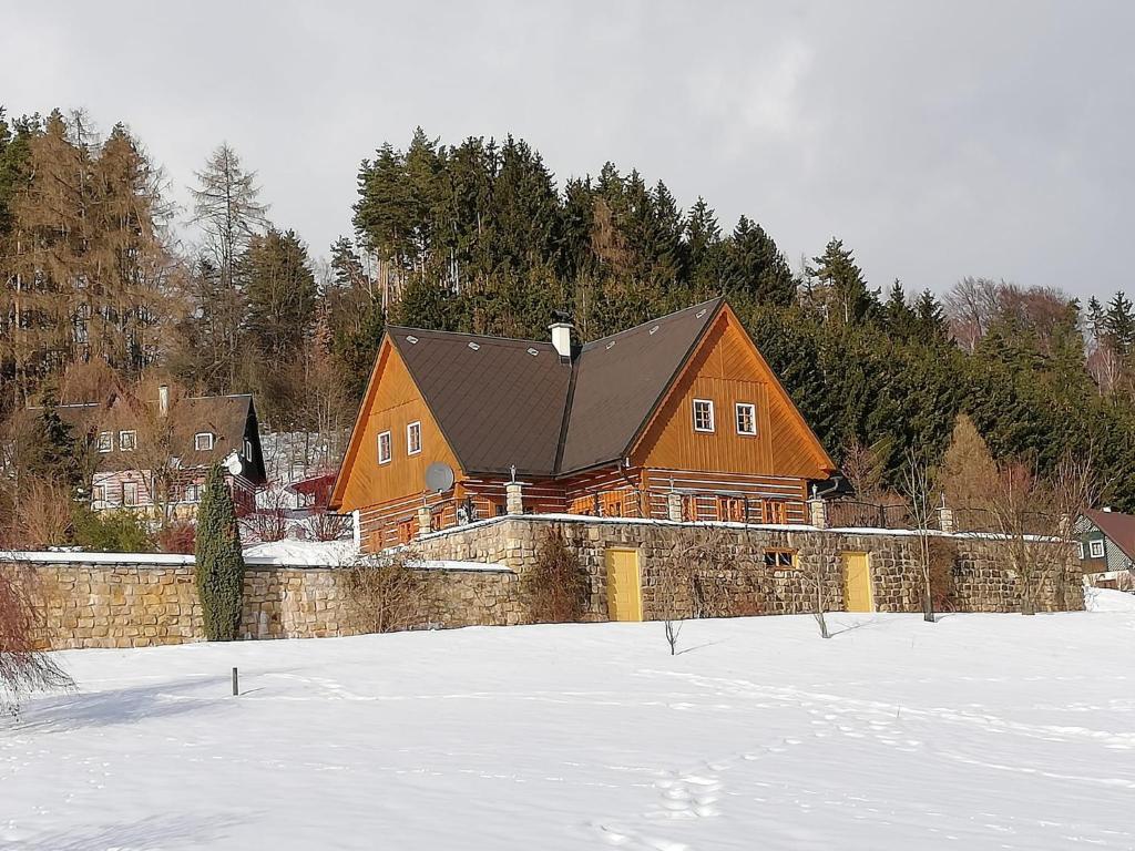 Private Pool Villa in Stupna, Pecka