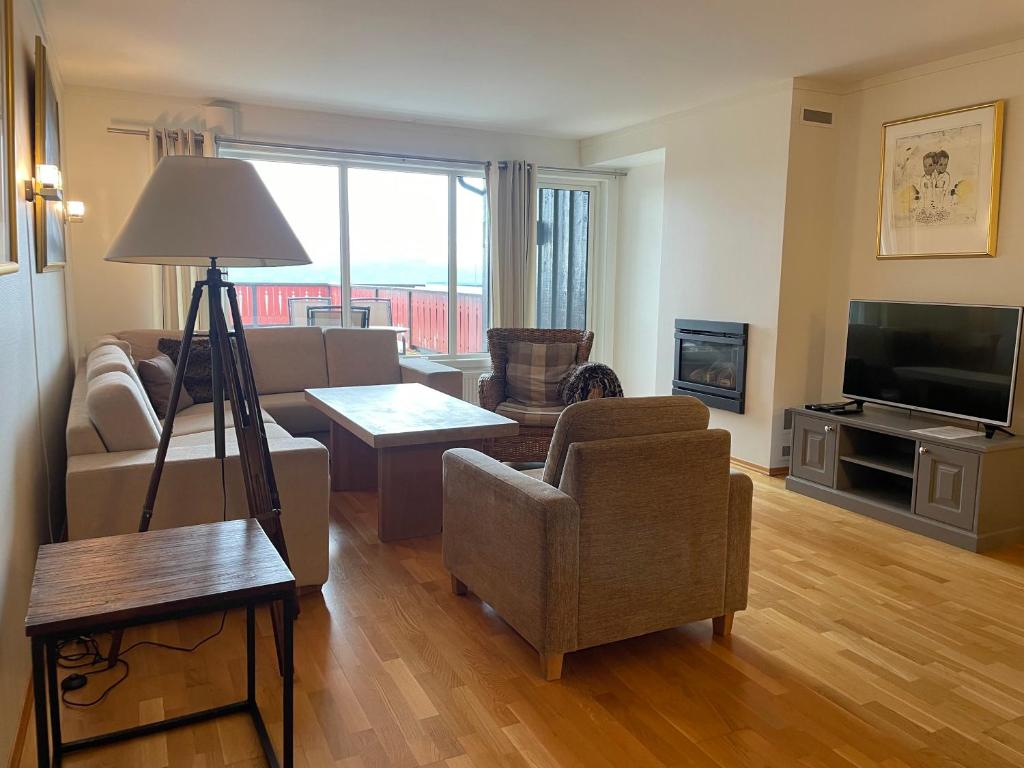 Sentral Og Moderne Leilighet Med Heis Og Garasje, Beitostøl