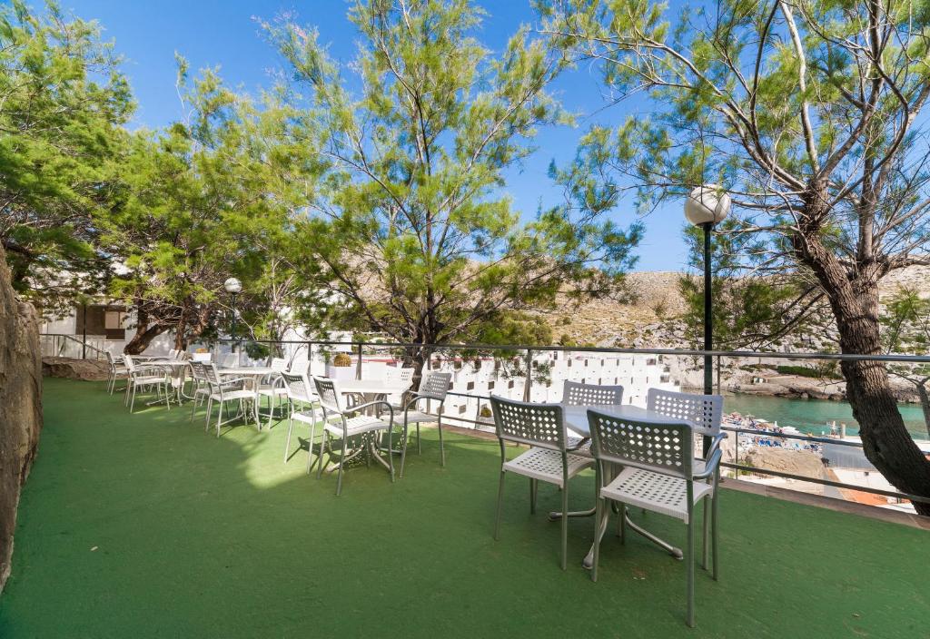 Globales Simar — Restaurant & bars in Puerto Pollensa, Balearic Islands