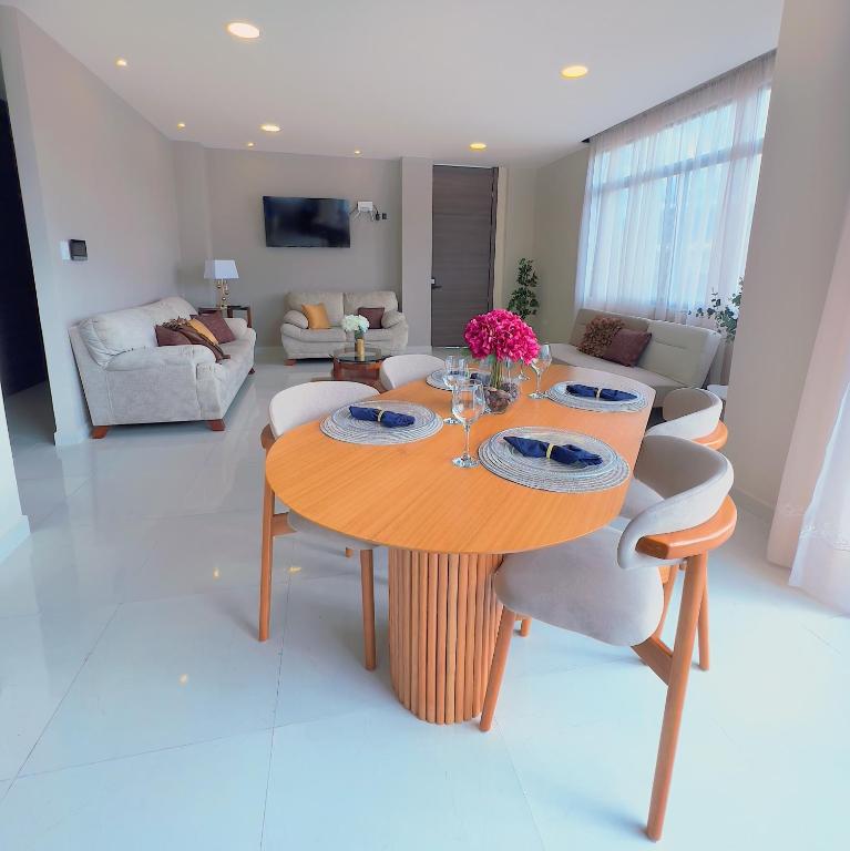 Apartamento a estrenar con la mejor vista de Loja - 3